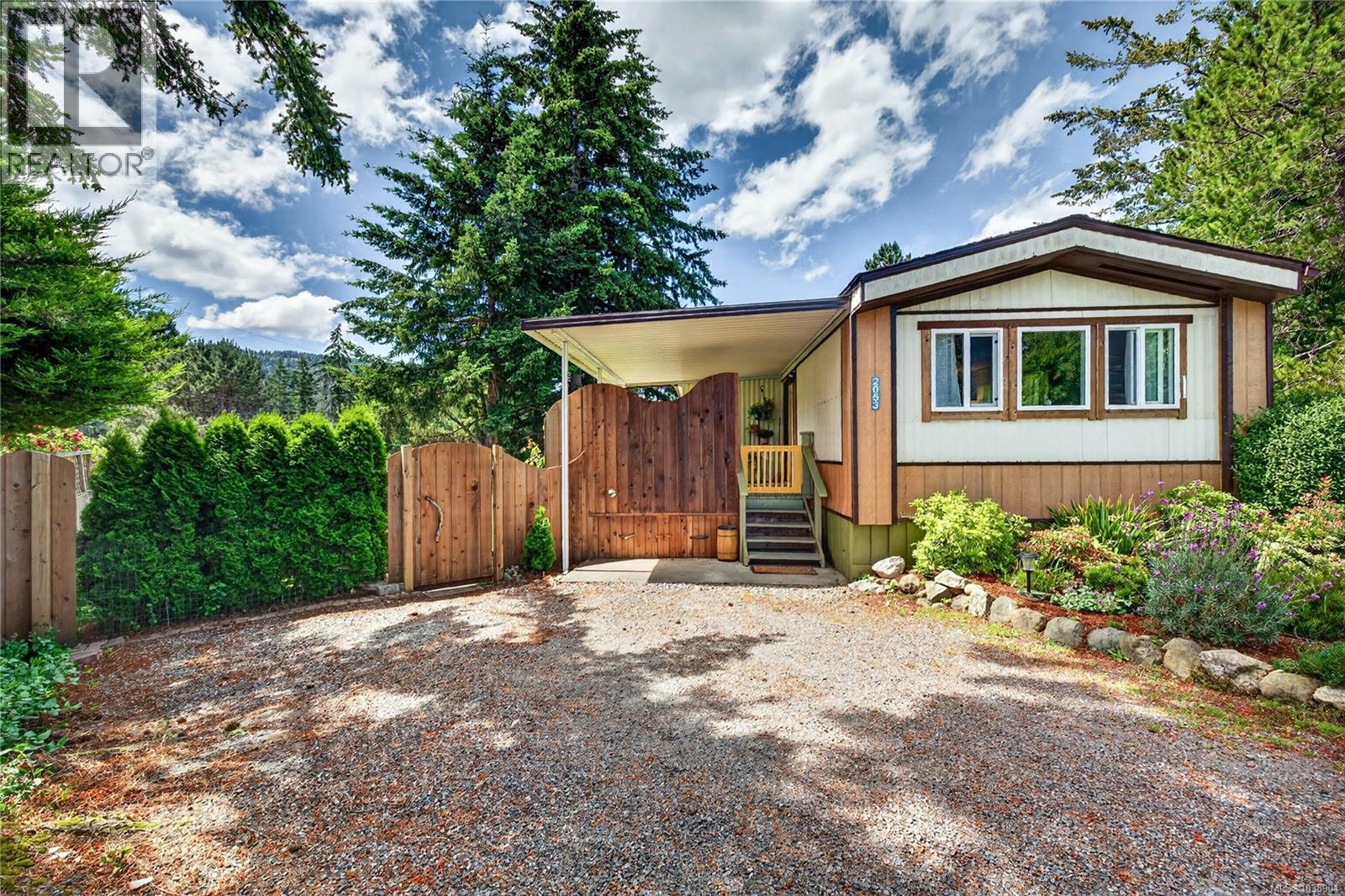 #2053 135 Brinkworthy Rd - 8