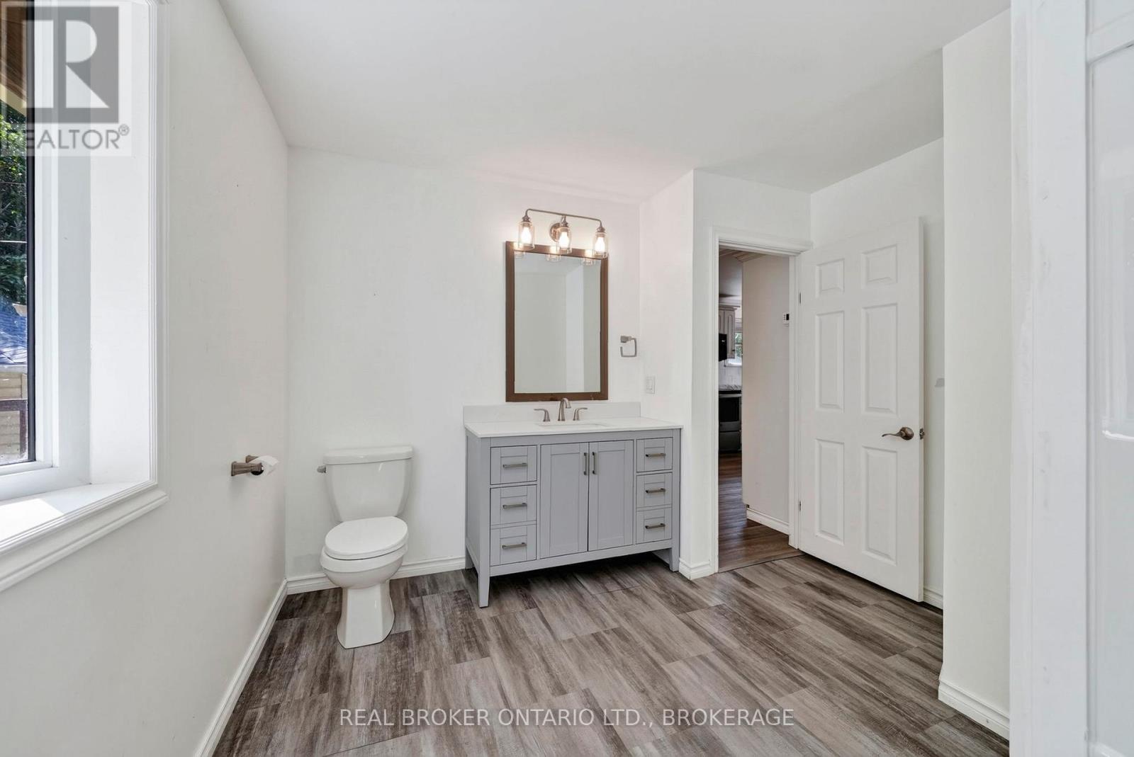 48 BRYDEN AVENUE - Image 19