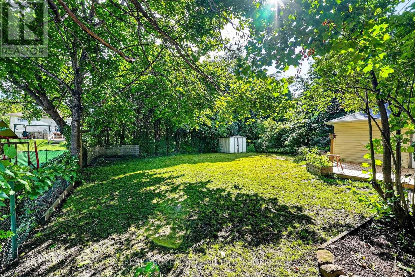48 BRYDEN AVENUE - Image 42