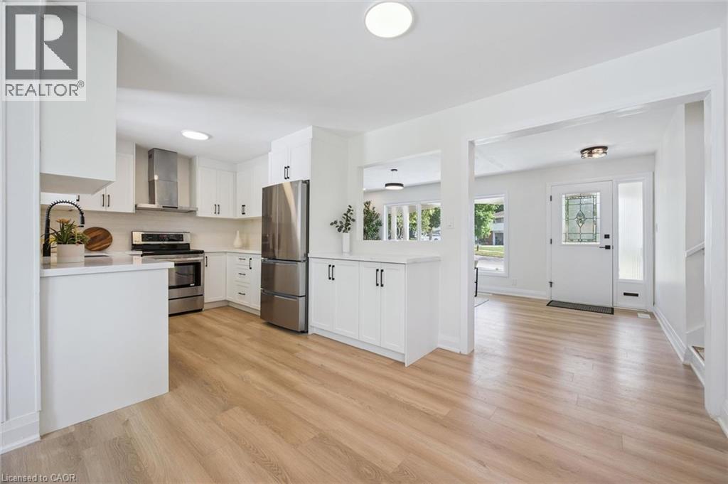 299 DALE Crescent - Image 12