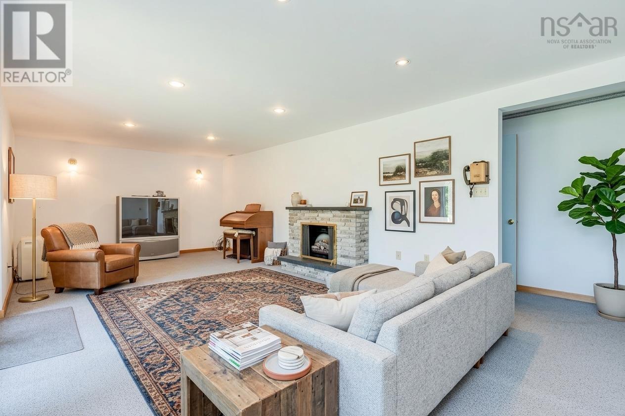 809 Brow Of Mountain Road - 33