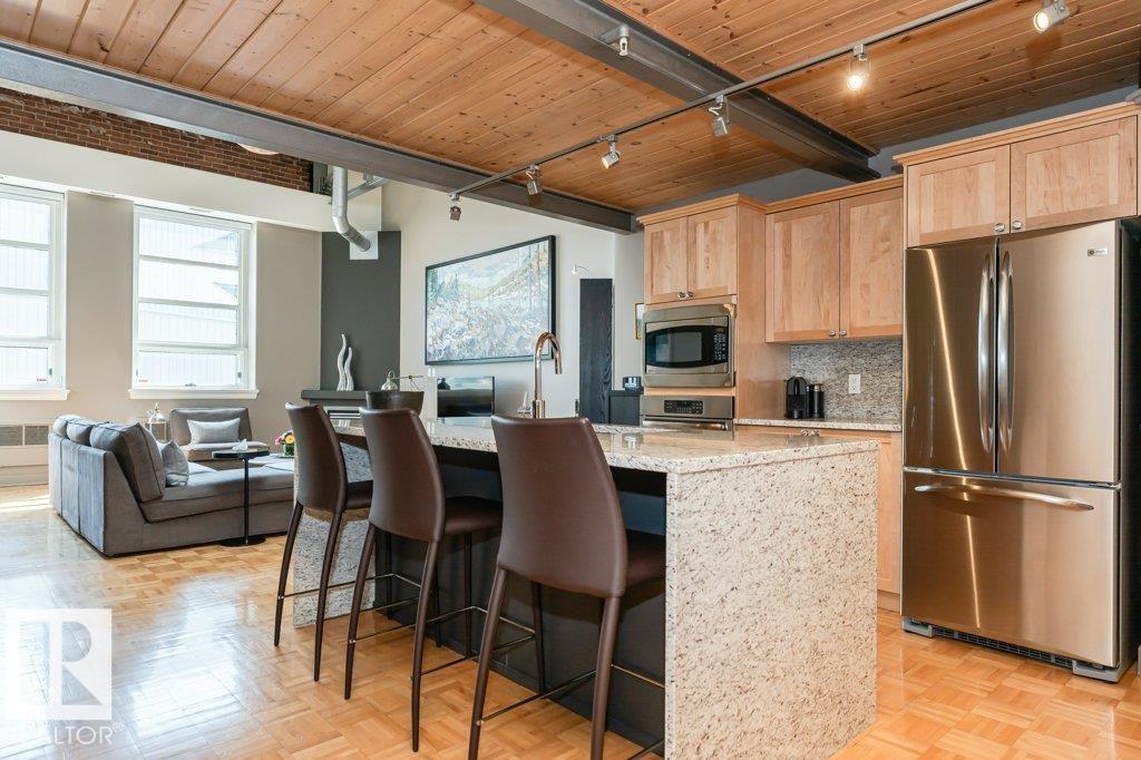#203 10009 102 AV NW - Image 18