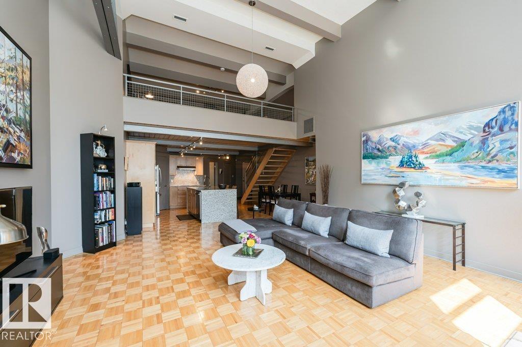 #203 10009 102 AV NW - Image 36