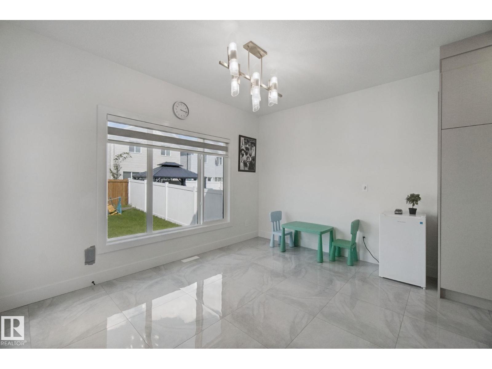4820 174 AV NW - Image 19