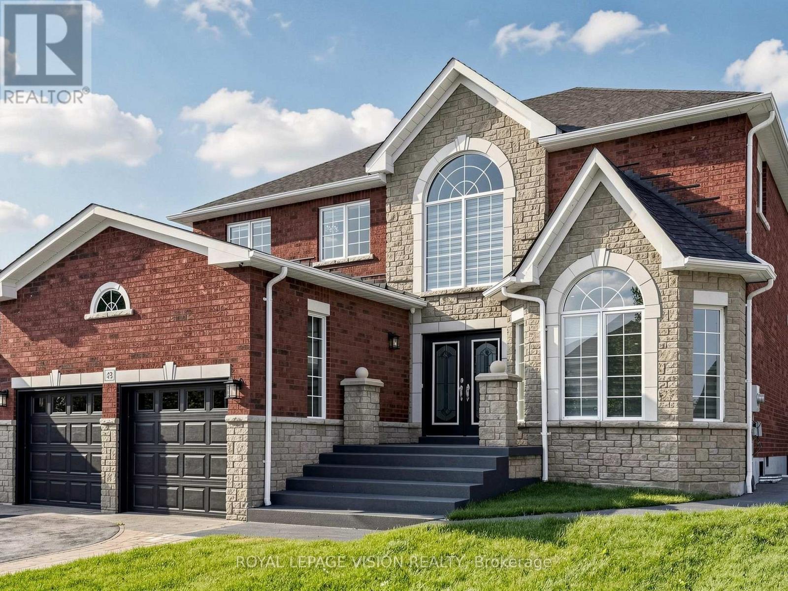 Property for sale at 43 MAC CARL CRESCENT