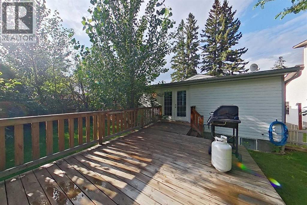 5115 48 Avenue - Image 3