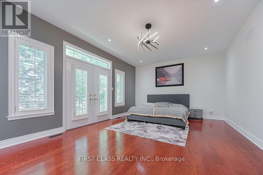2 WAINWRIGHT AVENUE - 24