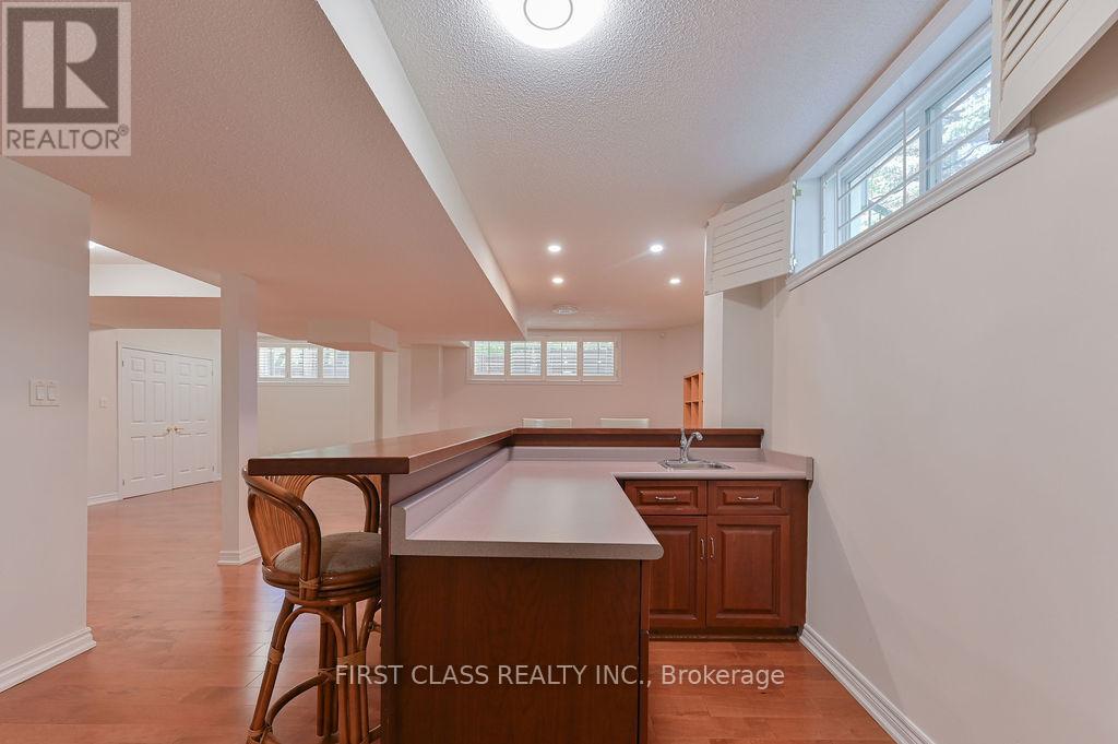 2 WAINWRIGHT AVENUE - 42