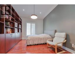 Bedroom 4 - 2 Wainwright Avenue, Richmond Hill, ON L4C5R5 Photo 12