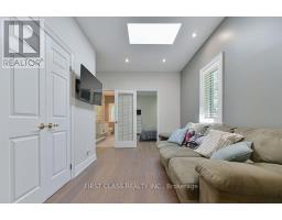 2 Wainwright Avenue, Richmond Hill, ON L4C5R5 Photo 26