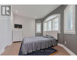 2 Wainwright Avenue, Richmond Hill, ON L4C5R5 Photo 27