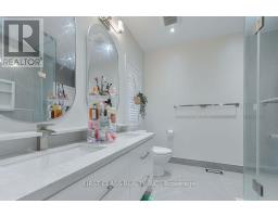 2 Wainwright Avenue, Richmond Hill, ON L4C5R5 Photo 31