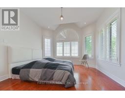 2 Wainwright Avenue, Richmond Hill, ON L4C5R5 Photo 34