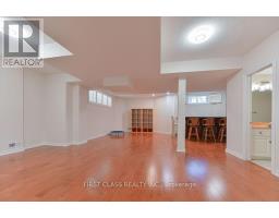 2 Wainwright Avenue, Richmond Hill, ON L4C5R5 Photo 40