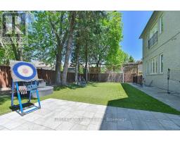 2 Wainwright Avenue, Richmond Hill, ON L4C5R5 Photo 41