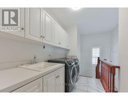 2 Wainwright Avenue, Richmond Hill, ON L4C5R5 Photo 46