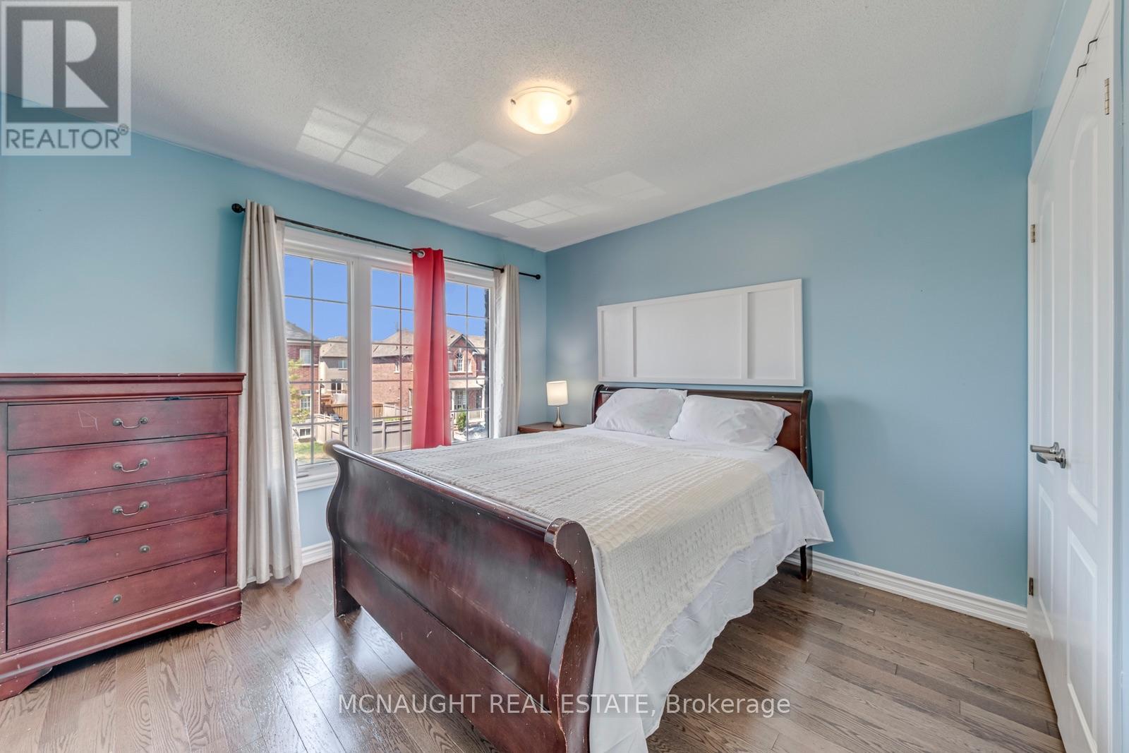 78 FOLGATE CRESCENT - Image 36