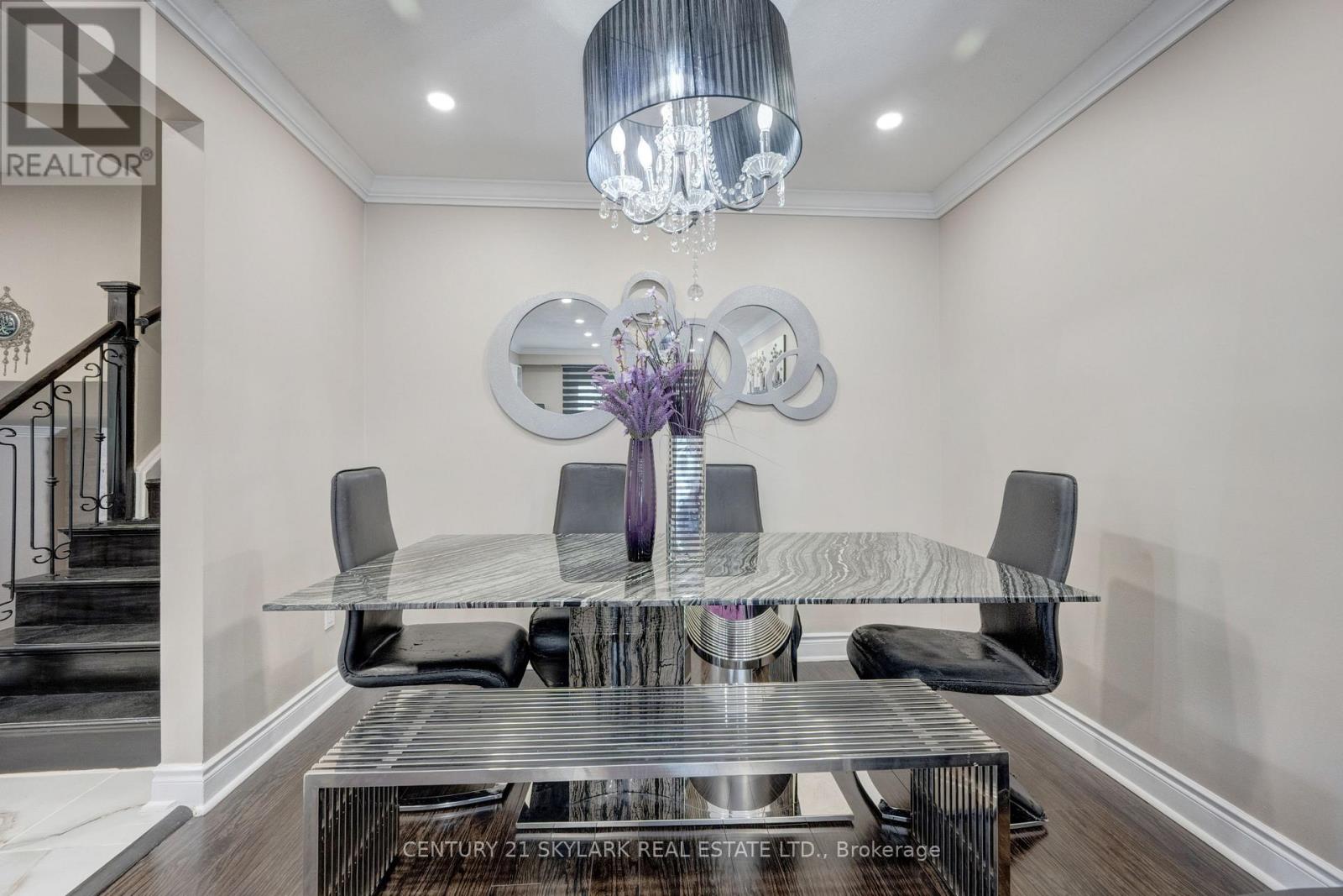 71 ABELL DRIVE S - Image 36