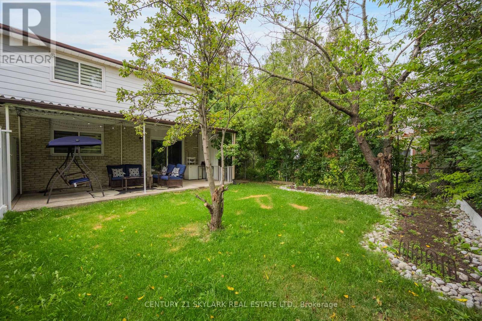 71 ABELL DRIVE S - Image 39