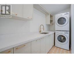 37 Wesley Avenue, Mississauga, ON L5H2M6 Photo 36