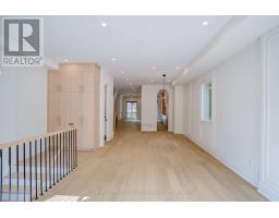Kitchen - 37 Wesley Avenue, Mississauga, ON L5H2M6 Photo 6