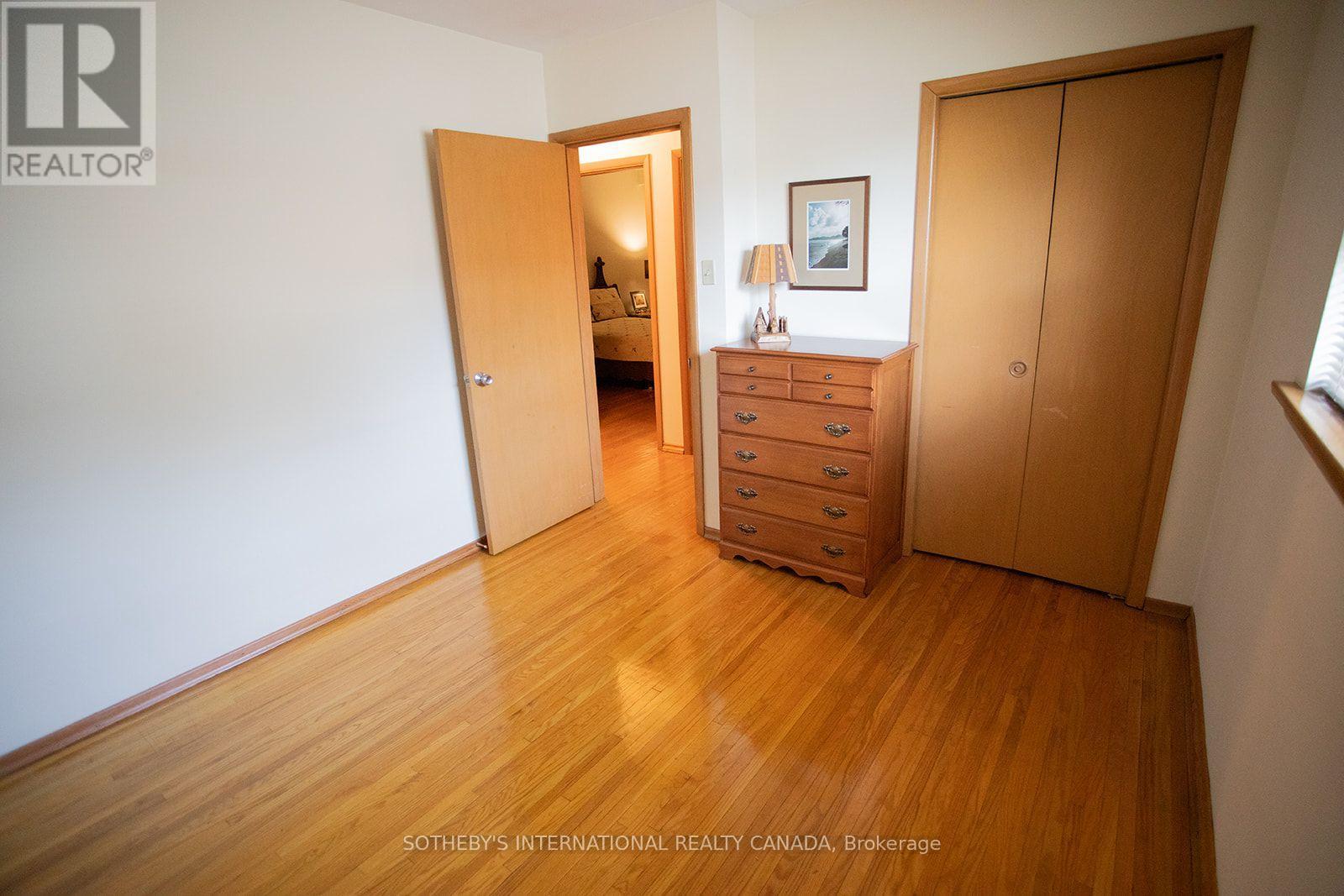 12 WATERBURY DRIVE - 11