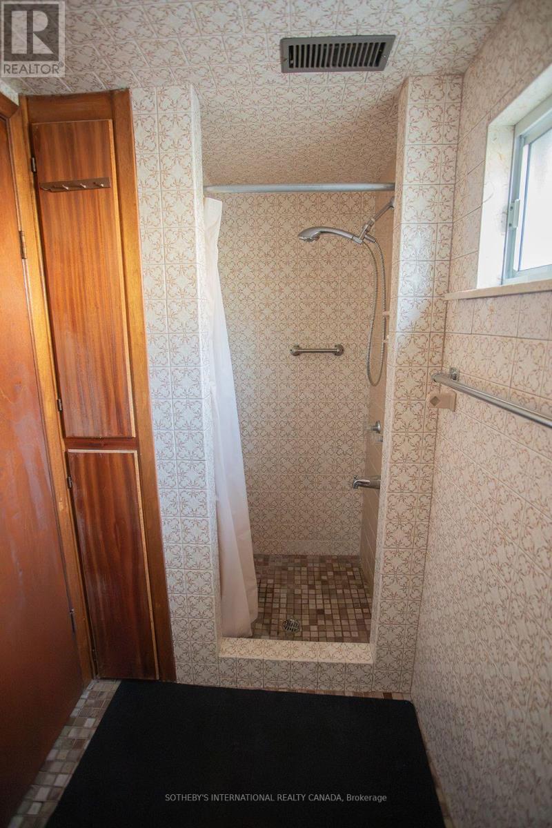 12 WATERBURY DRIVE - Image 27
