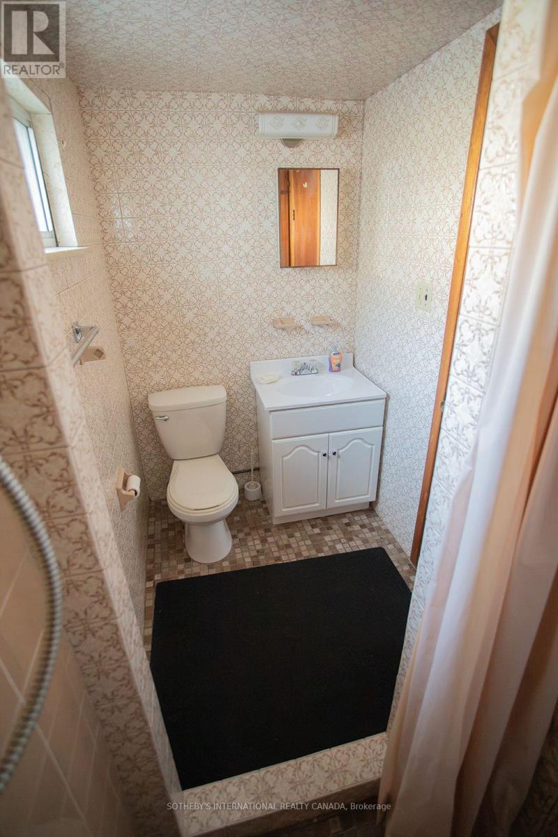 12 WATERBURY DRIVE - Image 28