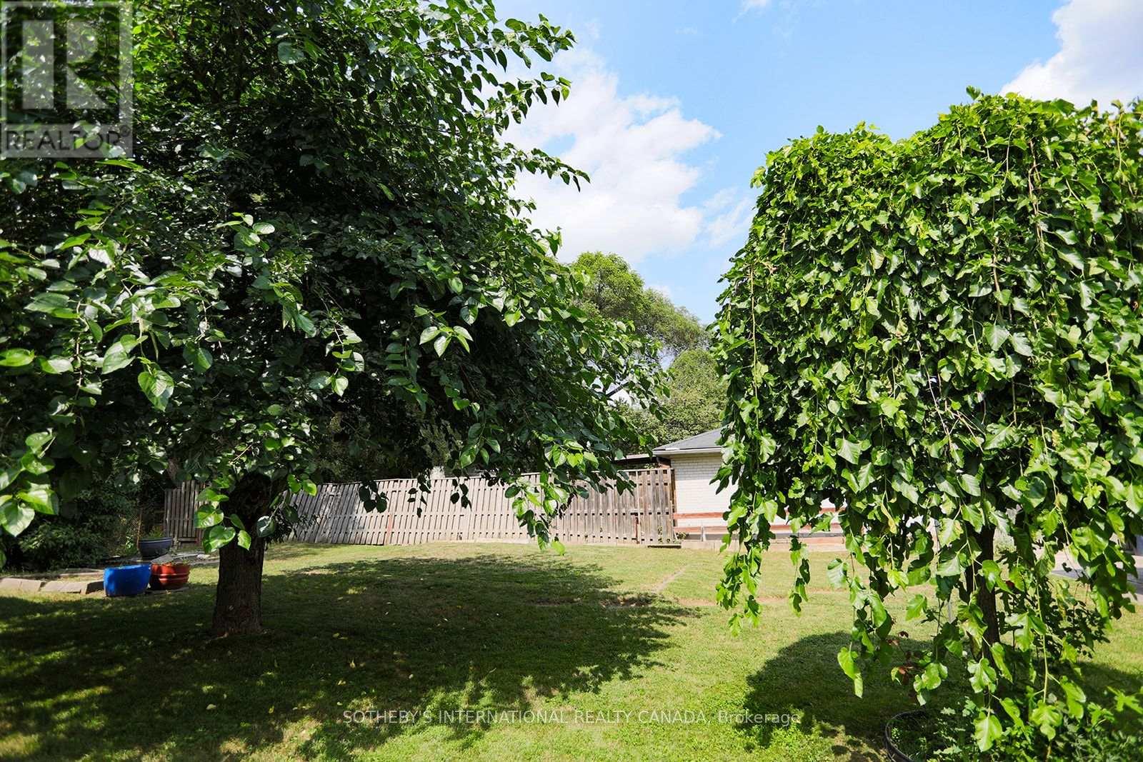 12 WATERBURY DRIVE - Image 35