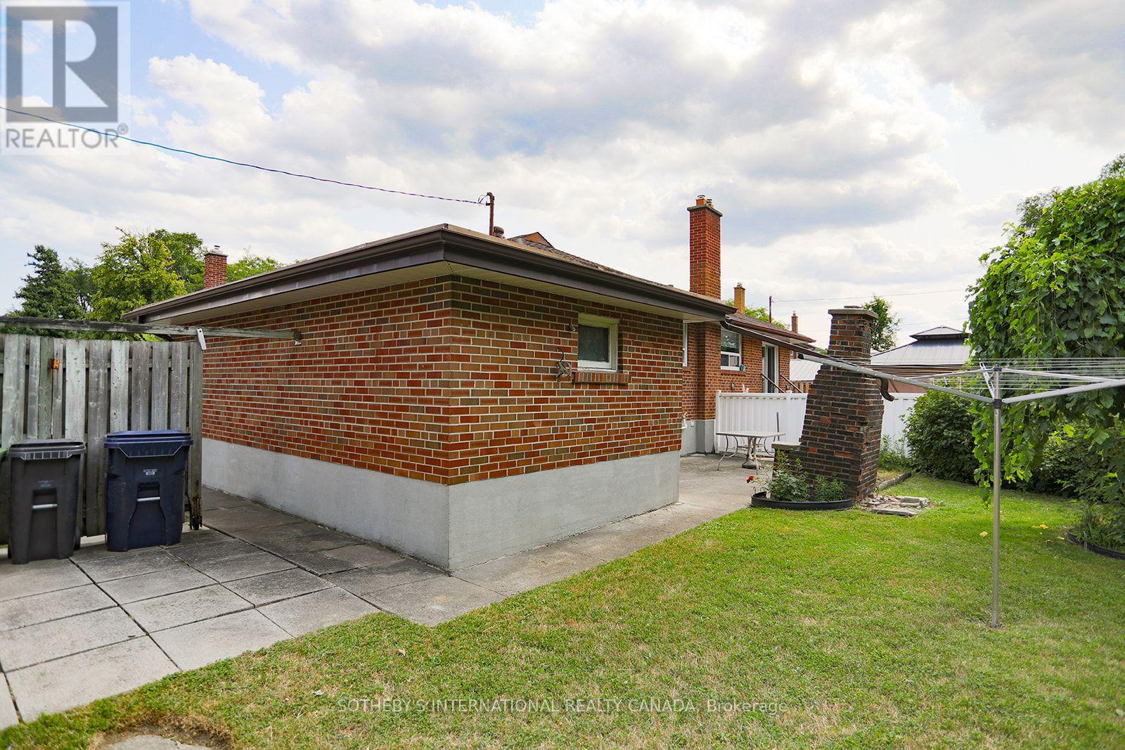 12 WATERBURY DRIVE - Image 37