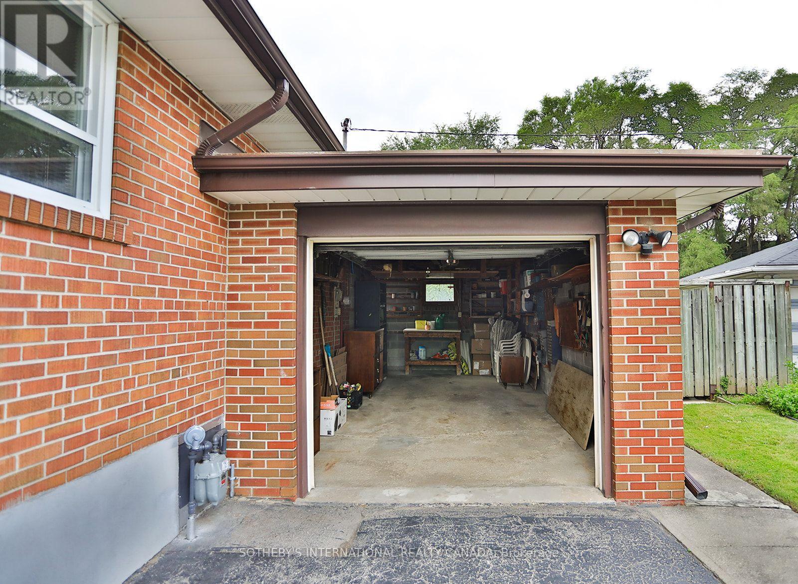 12 WATERBURY DRIVE - Image 39