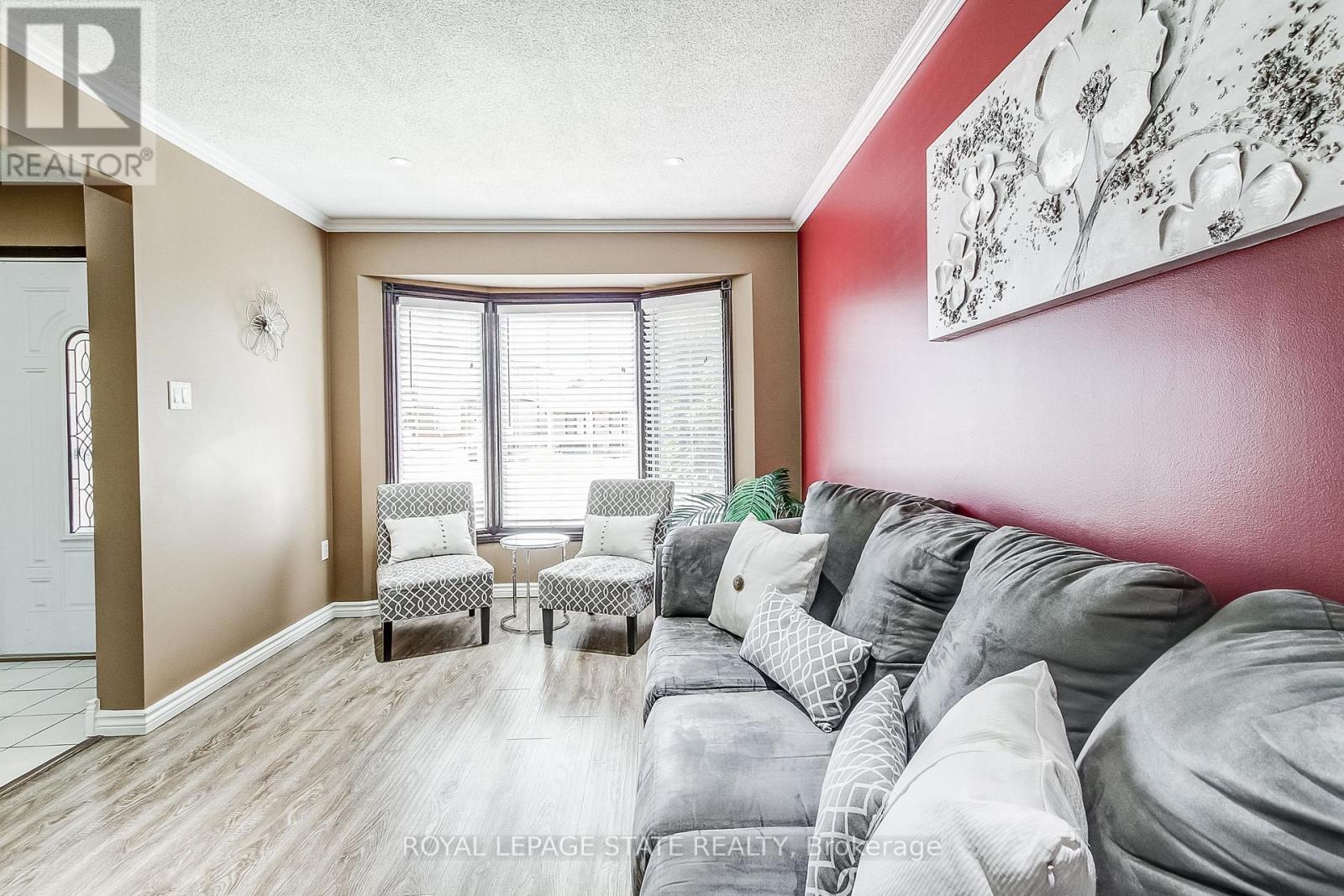 357 ACADIA DRIVE - 5