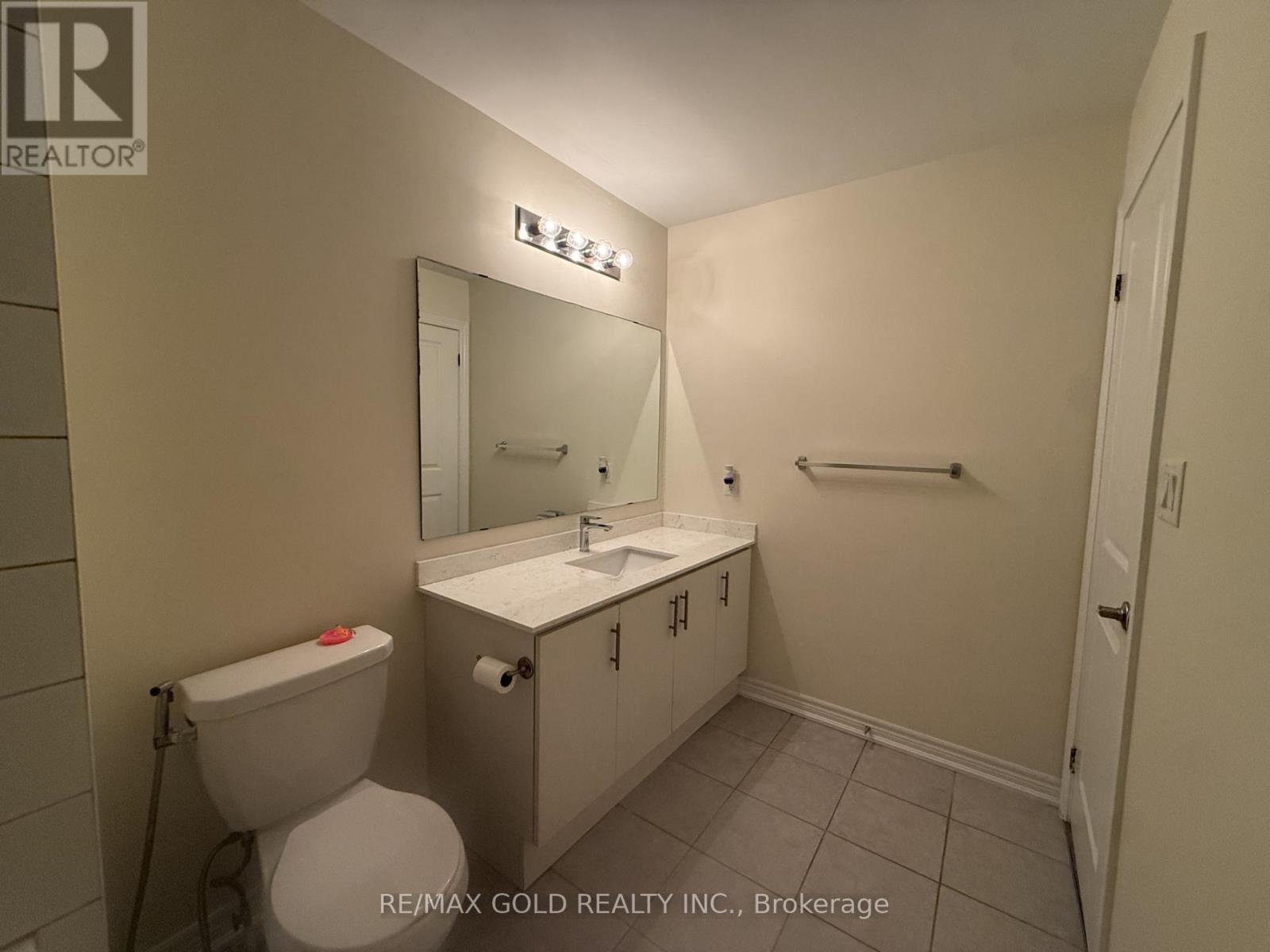 93 PINOT CRESCENT - Image 34