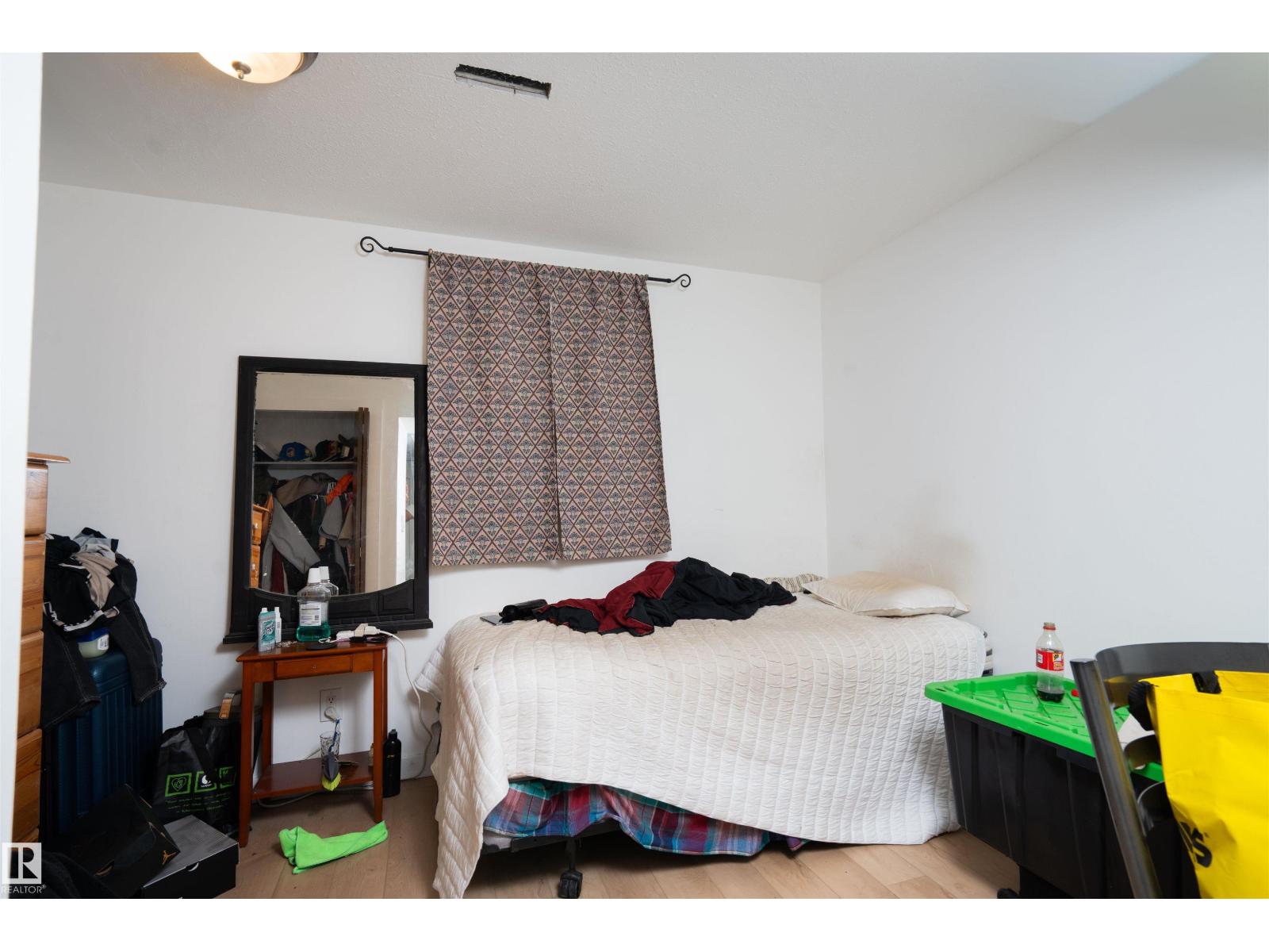 11918 42 ST NW - 32