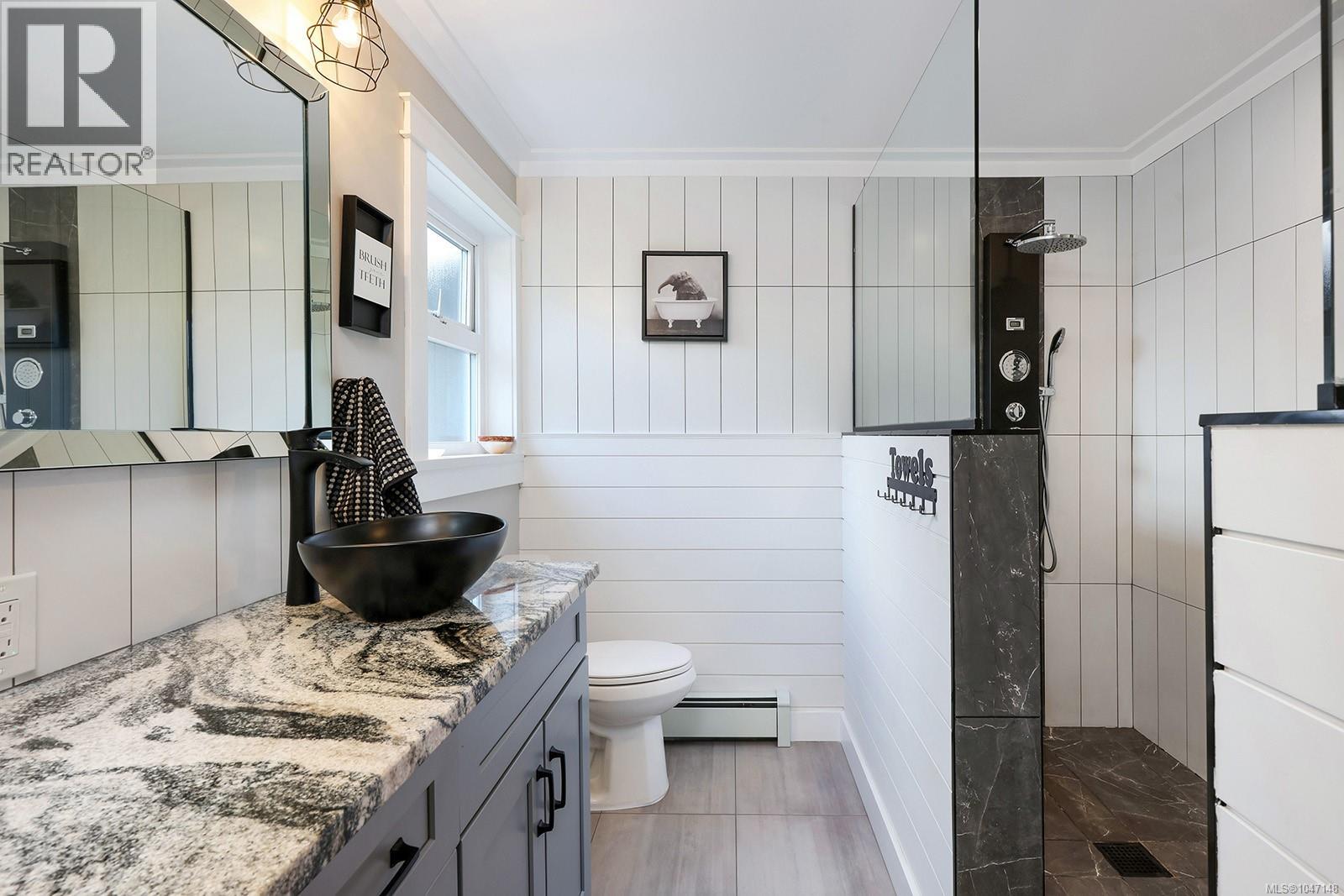 542 THULIN St - 28