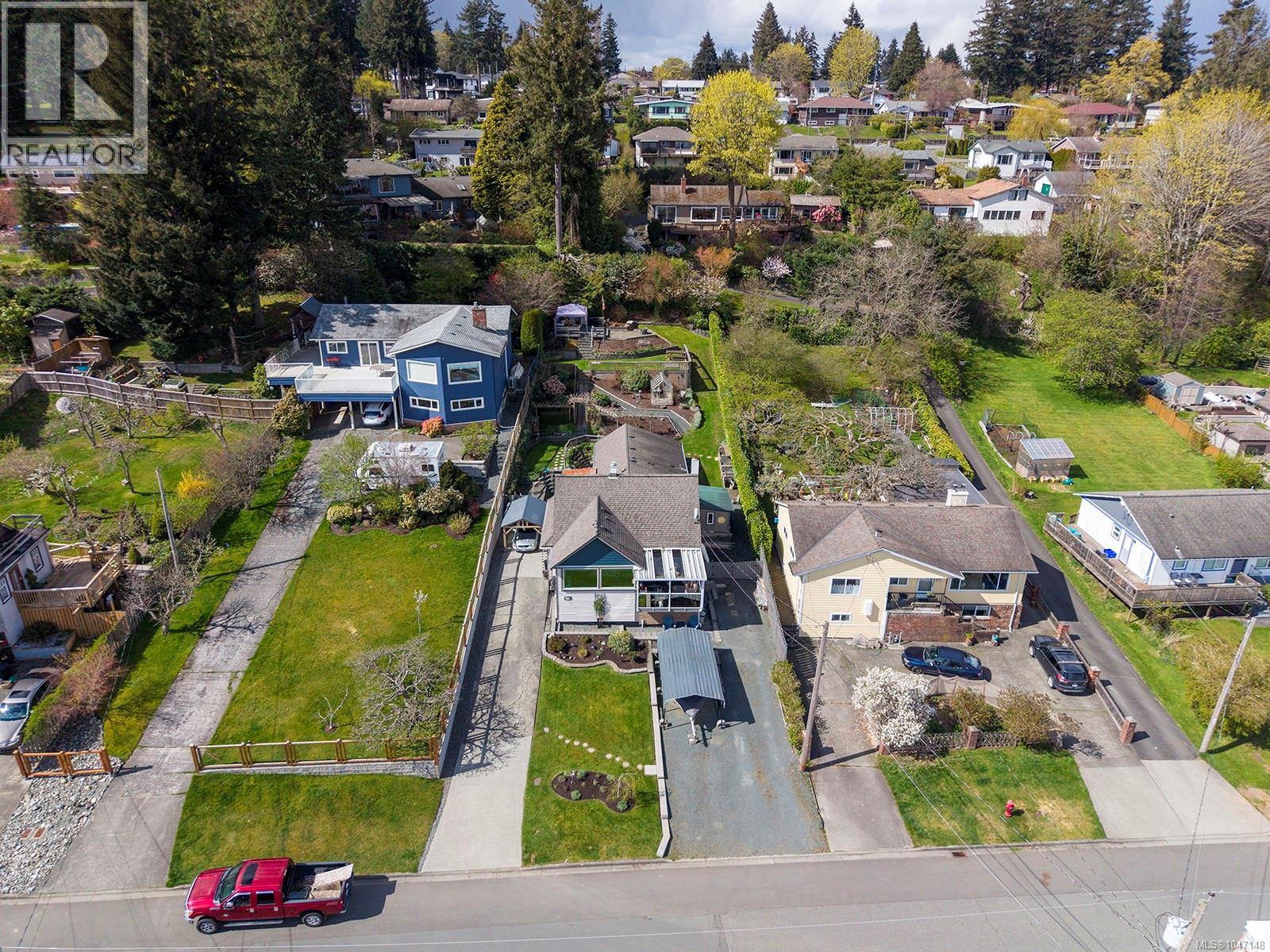 542 THULIN St - 49