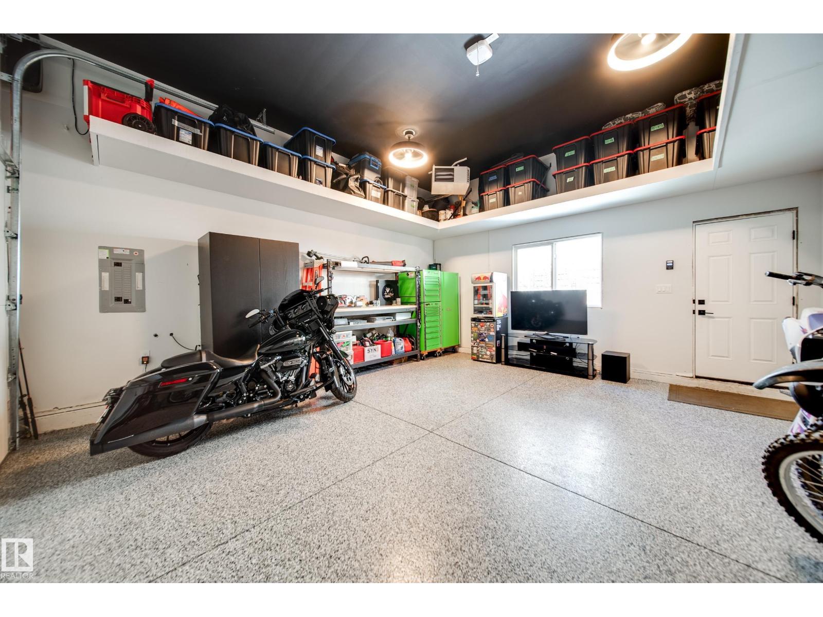 9625 101 ST NW - 57