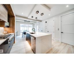 9625 101 St Nw, Edmonton, AB T5K0W7 Photo 12