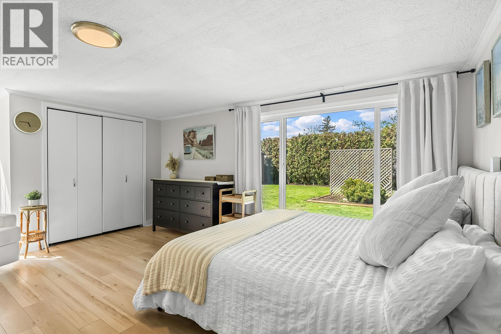 1650 Hollywood Road S - Image 31