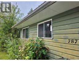 Laundry room - 787 Walkem Street, Quesnel, BC V2J2J8 Photo 8