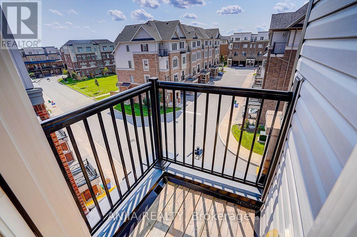 2641 EAGLESHAM PATH - 33