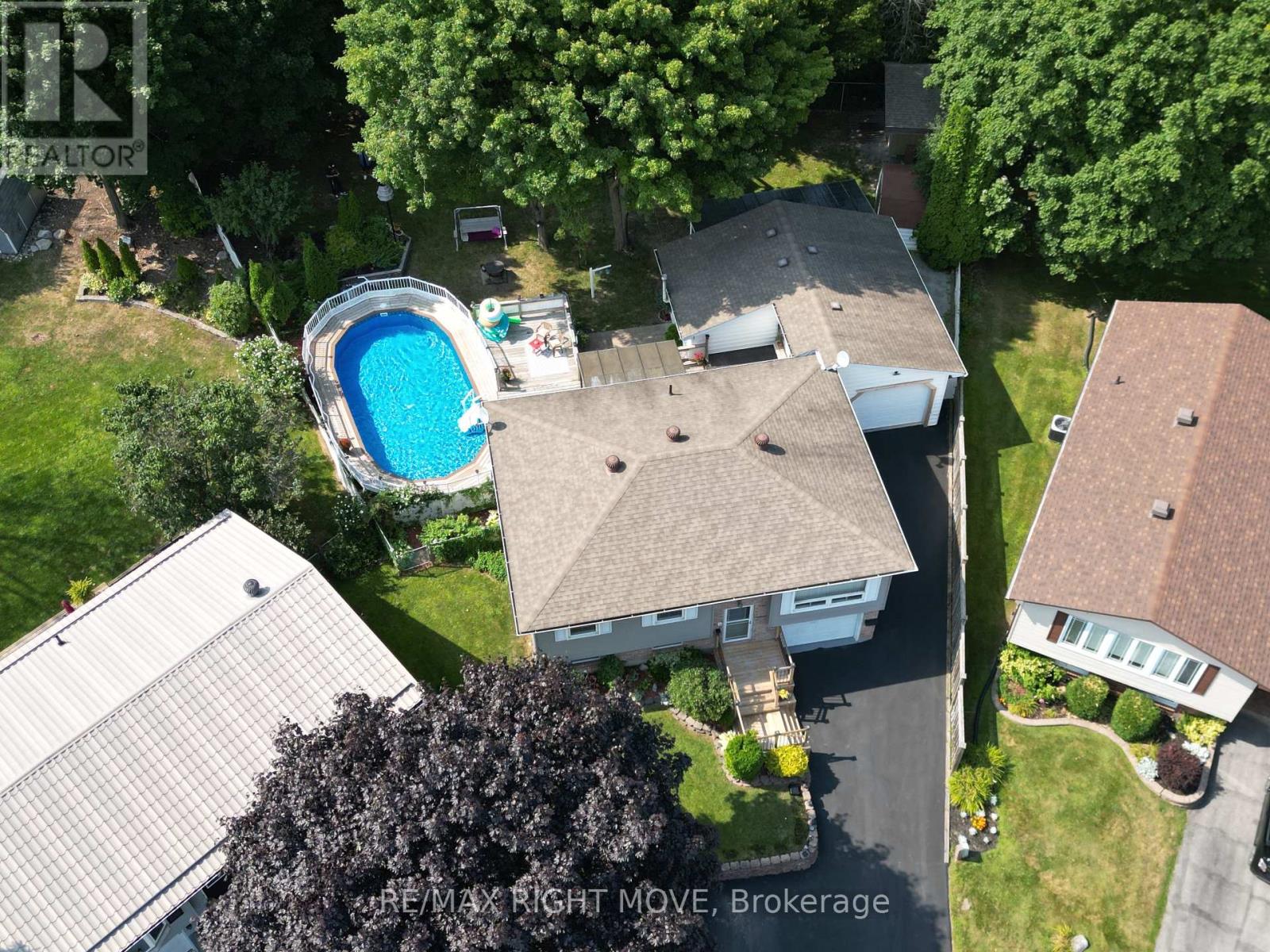 8 GAUDAUR COURT - 23