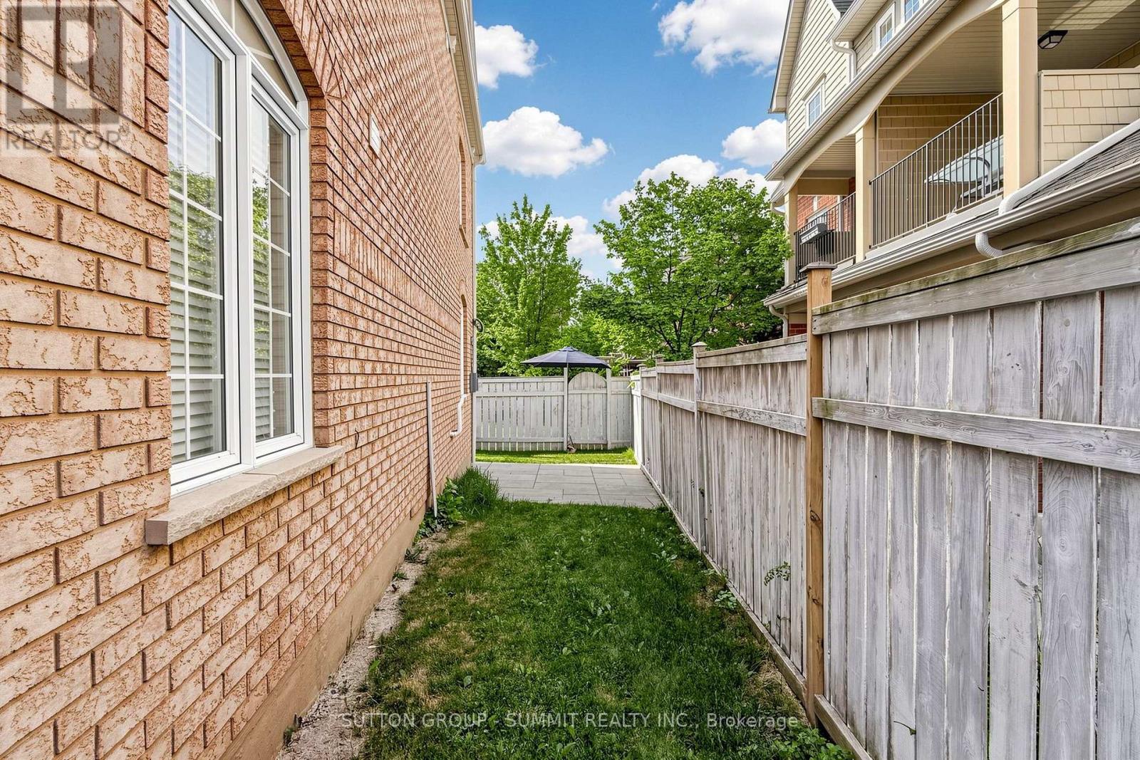 141 GATWICK DRIVE - Image 46