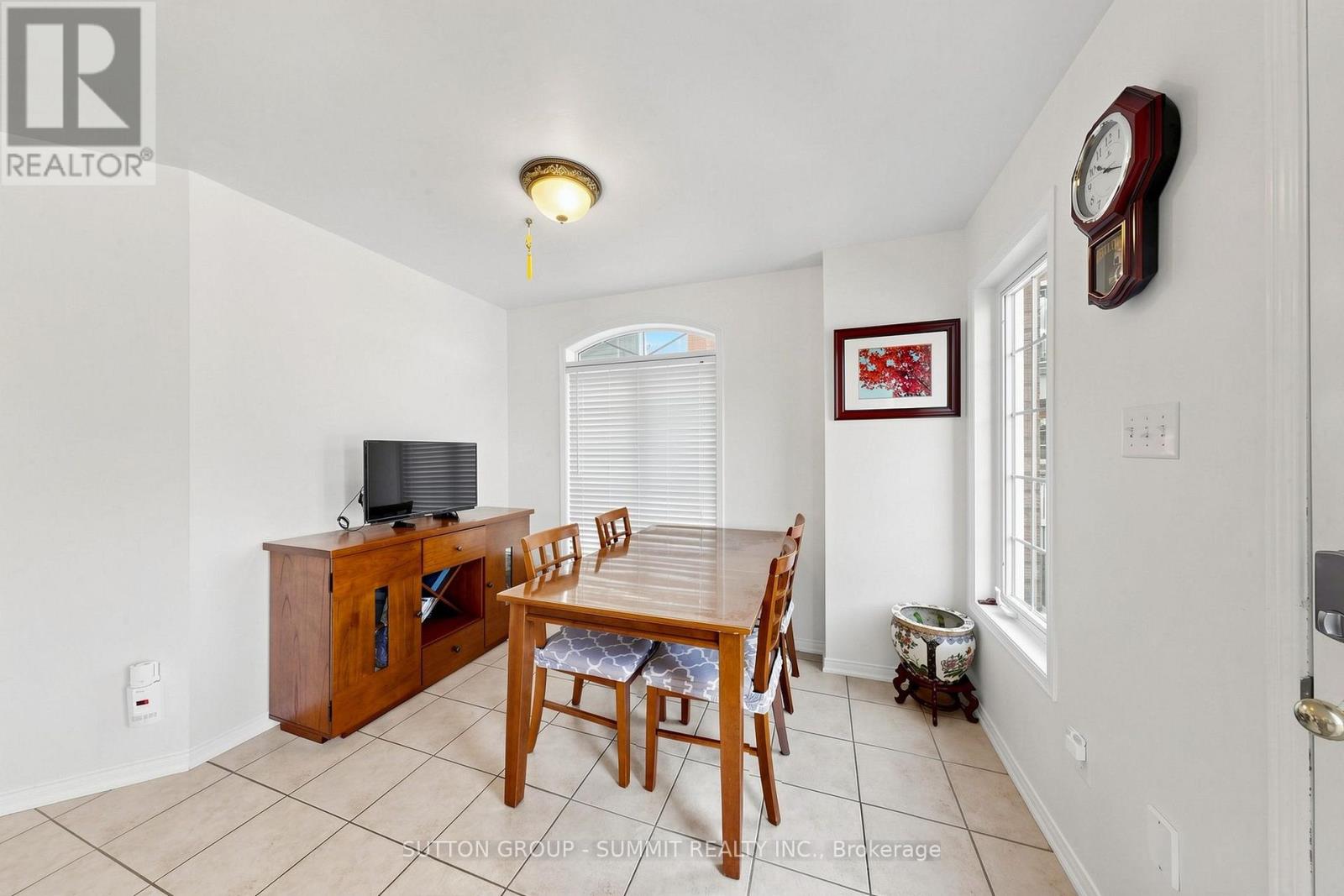 141 GATWICK DRIVE - Image 14