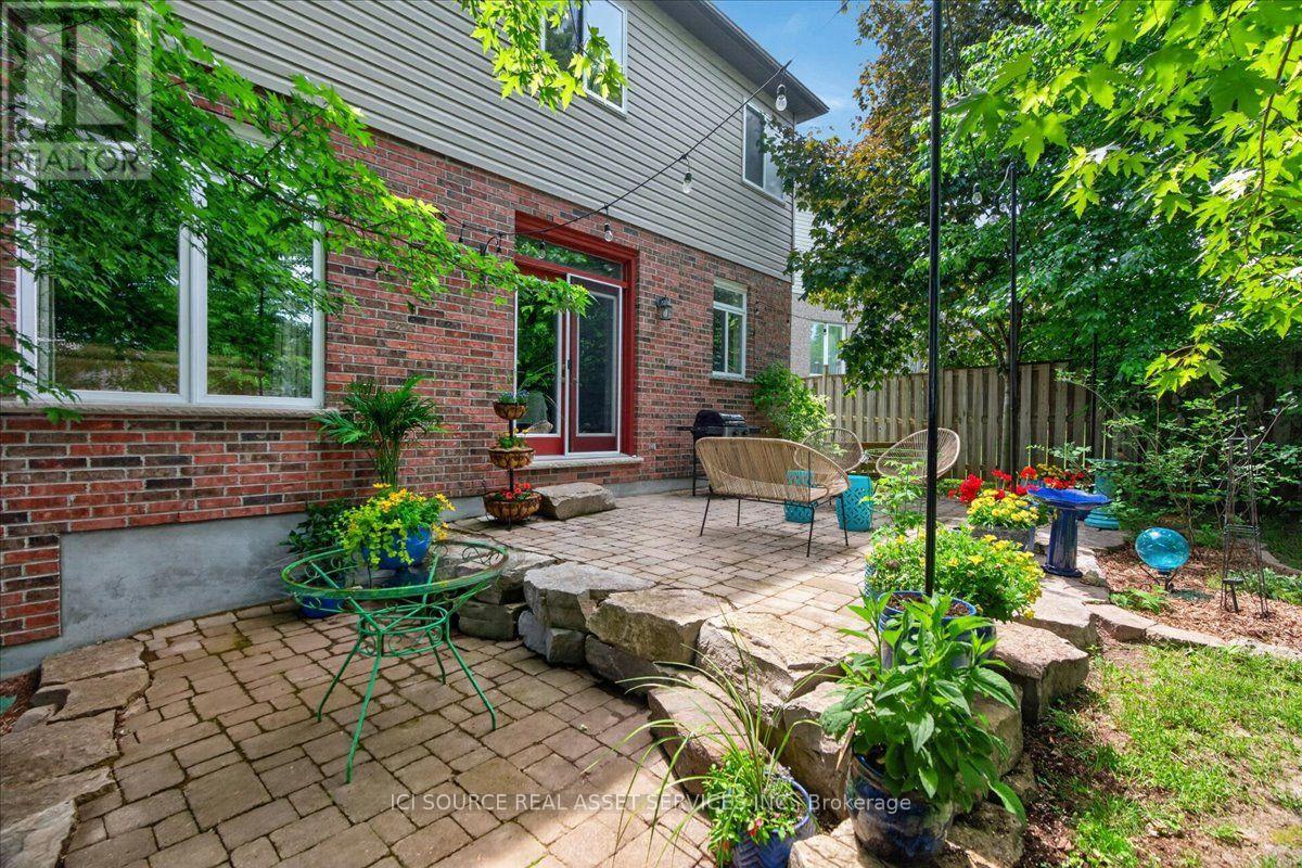 850 TEAKWOOD LANE - 26