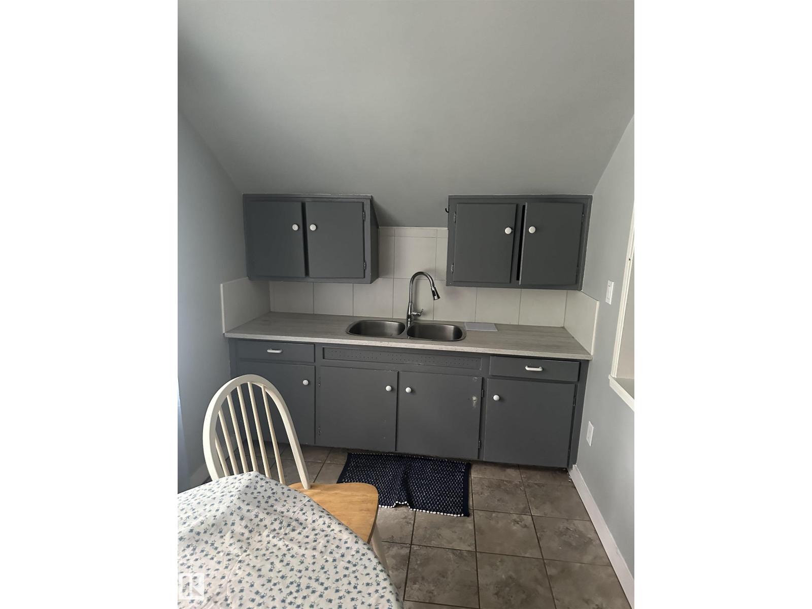 11618 89 ST NW - Image 11