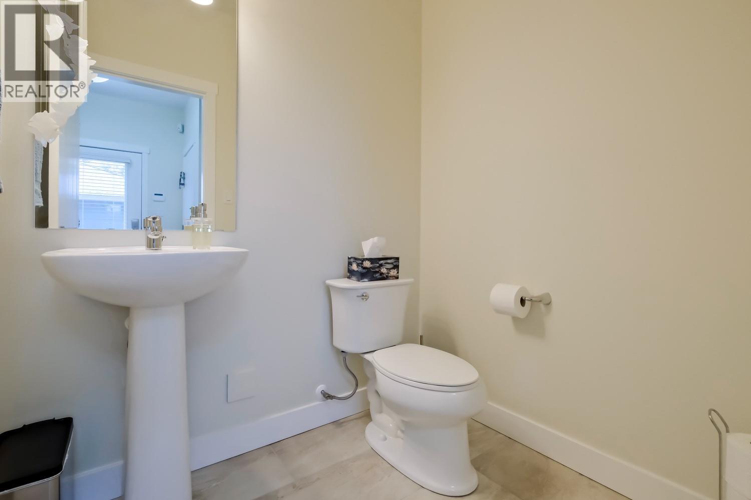 926 HOLDEN Road - Image 17