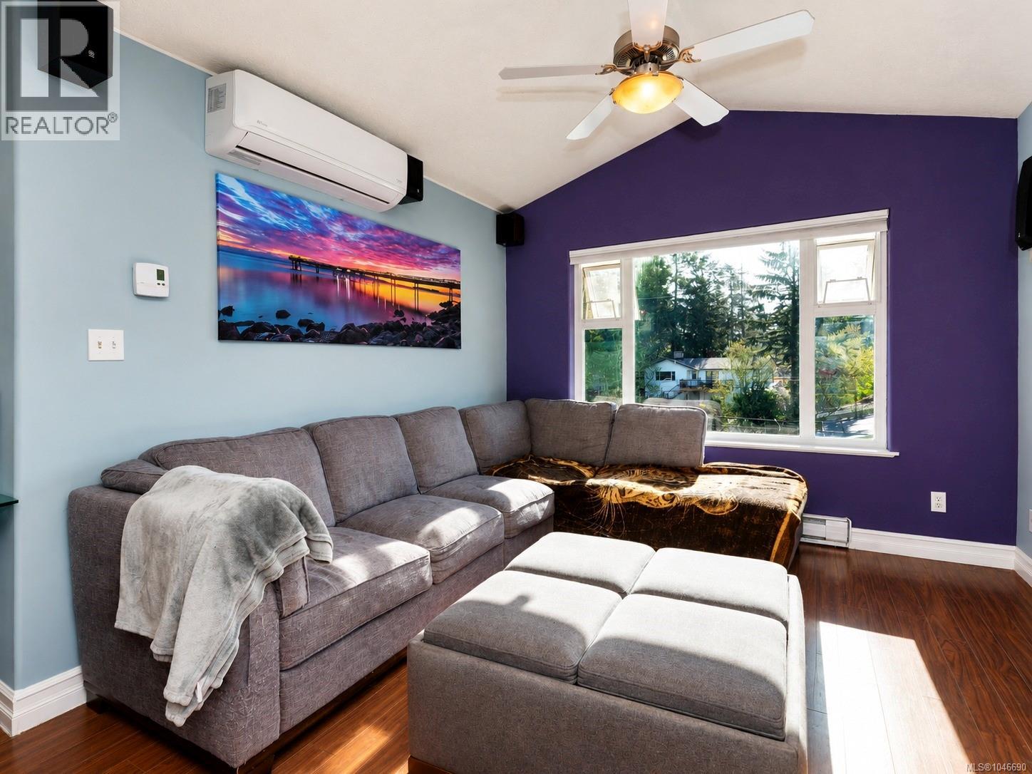 2562 Wentwich Rd - Image 3