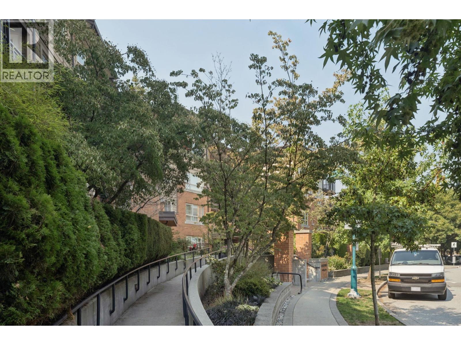 109 600 KLAHANIE DRIVE, Port Moody