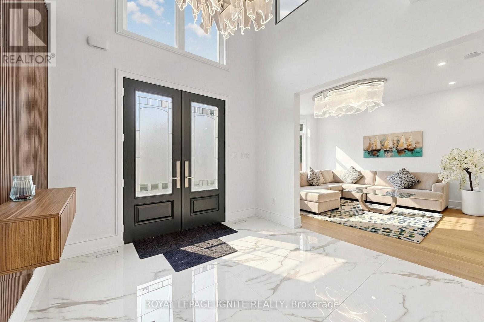 26 DEVONDALE AVENUE - 13